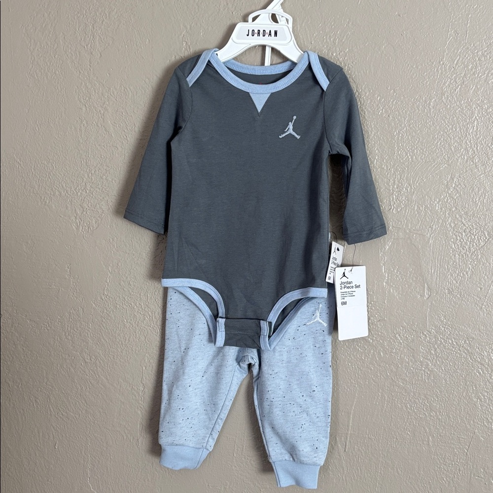 Jordan Nike Baby Boy Outfit Set Blue/Gray 3-6Mo